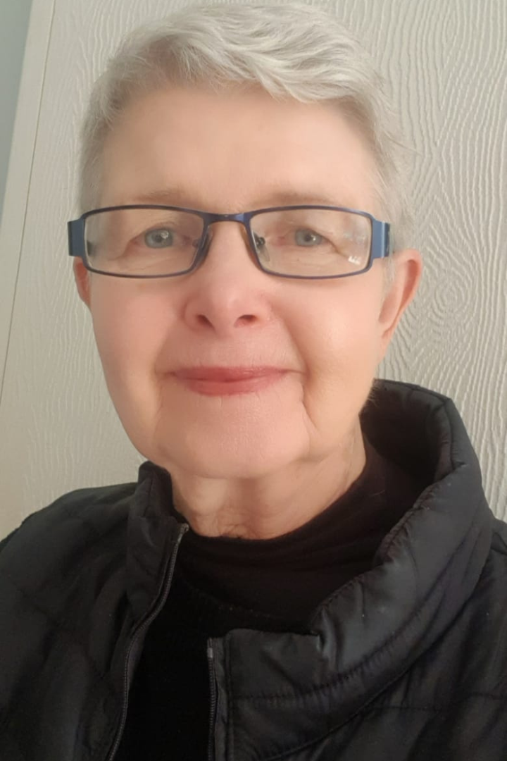 Pam Wilson 